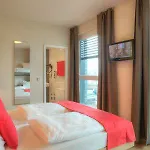 Meininger Frankfurt/main Messe فندق 3*