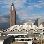 فندق Meininger Frankfurt/main Messe فرانكفورت