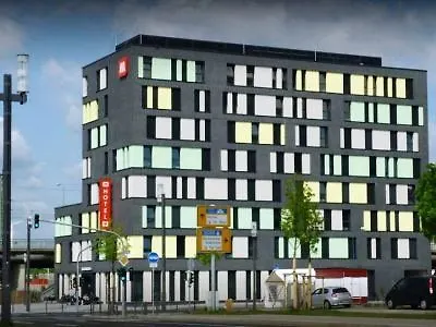 Meininger Frankfurt/main Messe 호텔