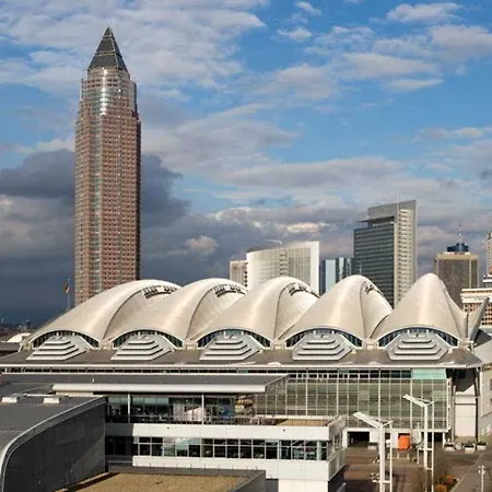 Meininger Frankfurt/main Messe Ξενοδοχείο 3*