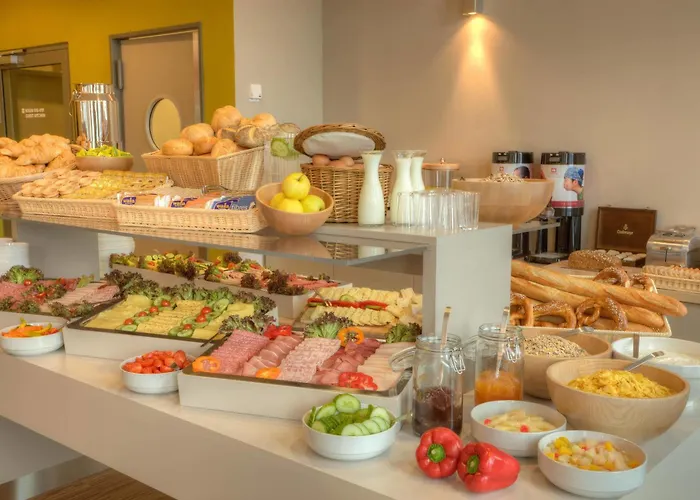 Hotel Meininger Frankfurt/main Messe 3*