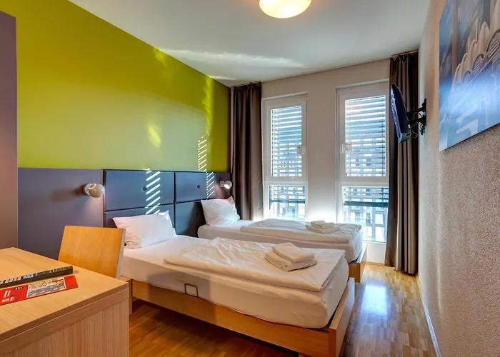 Meininger Frankfurt/main Messe 3* フランクフルト