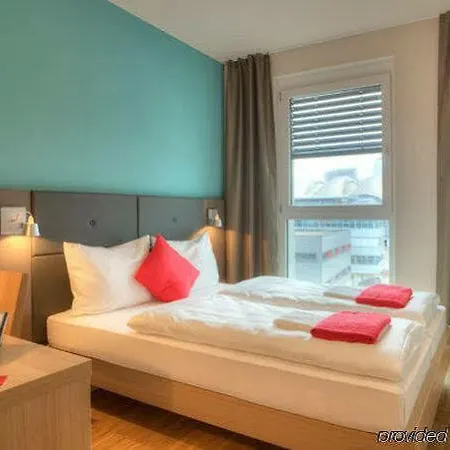 Meininger Frankfurt/main Messe 3* Francoforte sul Meno